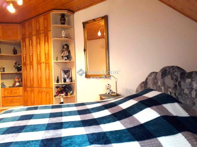 Eladó sorház, Komlón 60 M Ft, 5 szobás / költözzbe.hu