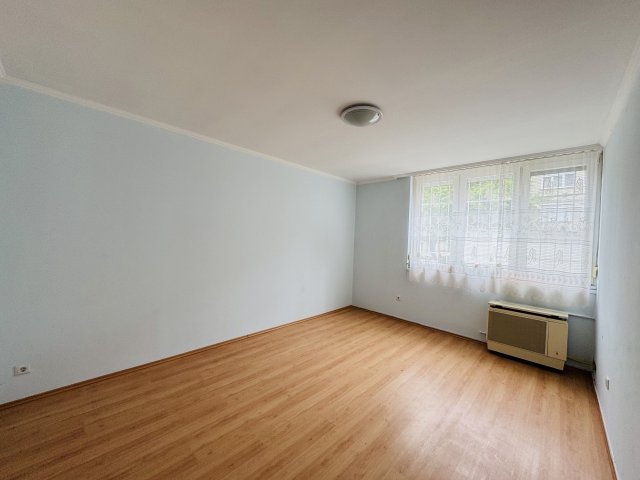Eladó téglalakás, Miskolcon 19.5 M Ft, 1+1 szobás