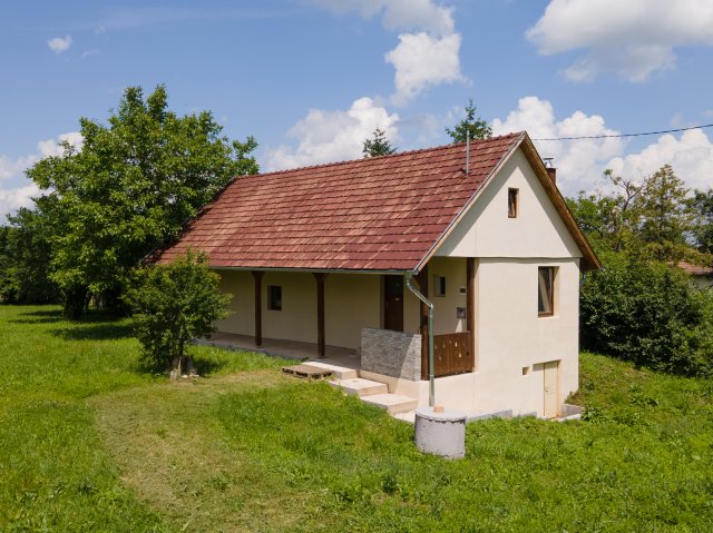 Eladó családi ház, Borsosberényben 23.9 M Ft, 2 szobás