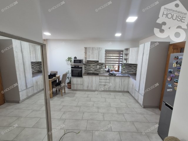 Eladó családi ház, Kecskeméten 55.9 M Ft, 2 szobás