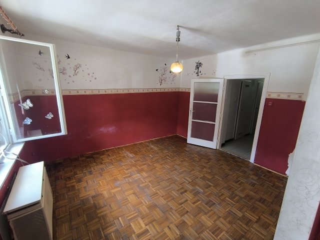 Eladó téglalakás, Kecskeméten 23.99 M Ft, 2 szobás