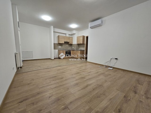 Eladó téglalakás, Kecskeméten 53 M Ft, 3 szobás