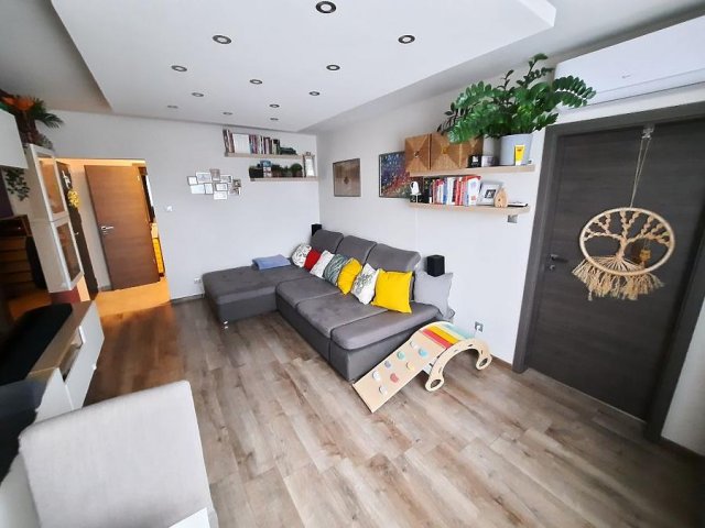 Eladó panellakás, Budapesten, XV. kerületben 71.9 M Ft