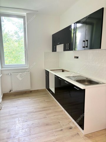 Eladó téglalakás, Tatabányán 37.99 M Ft, 2 szobás
