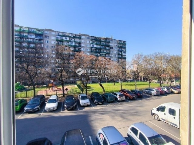Eladó panellakás, Budapesten, X. kerületben 62.9 M Ft, 2+1 szobás
