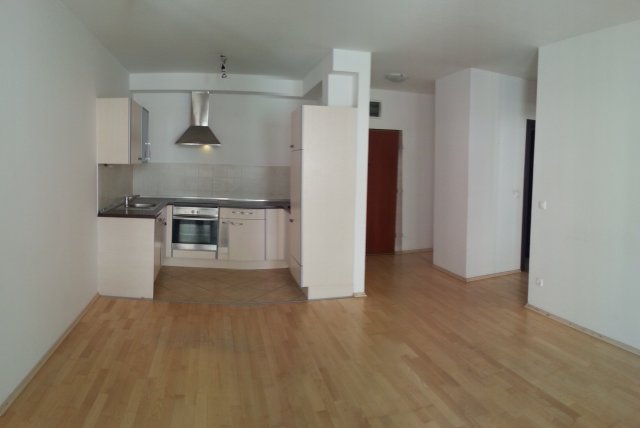 Kiadó téglalakás, albérlet, Budapesten, VI. kerületben