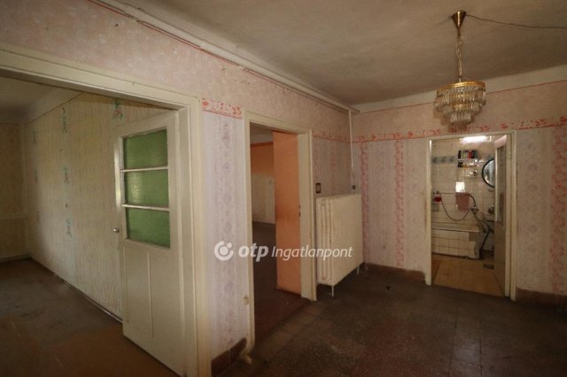Eladó családi ház, Csongrádon 14.9 M Ft, 2+1 szobás