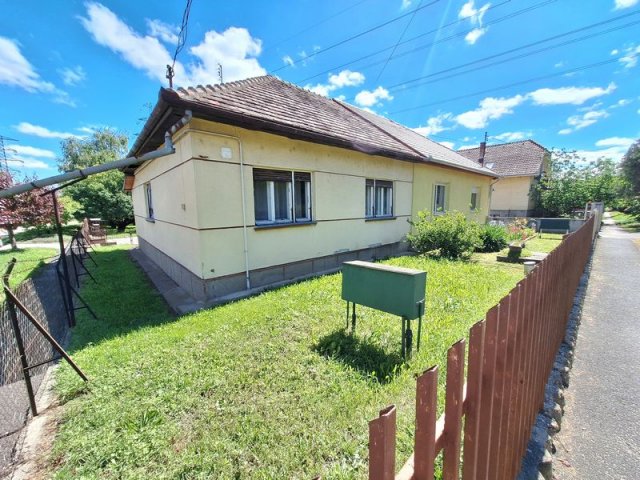 Eladó ikerház, Érden 69.9 M Ft, 3 szobás / költözzbe.hu