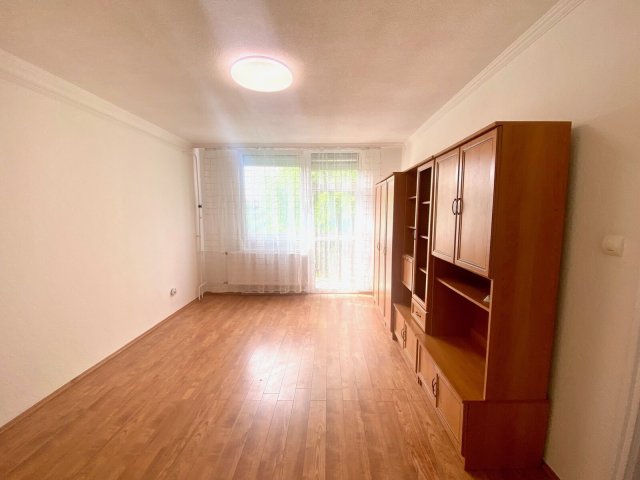 Eladó téglalakás, Nyíregyházán 34.9 M Ft, 2 szobás