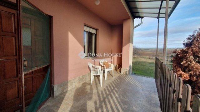 Eladó családi ház, Gyömrőn 60.9 M Ft, 2 szobás