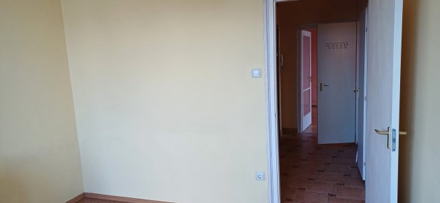 Eladó panellakás, Miskolcon 27.9 M Ft, 3 szobás