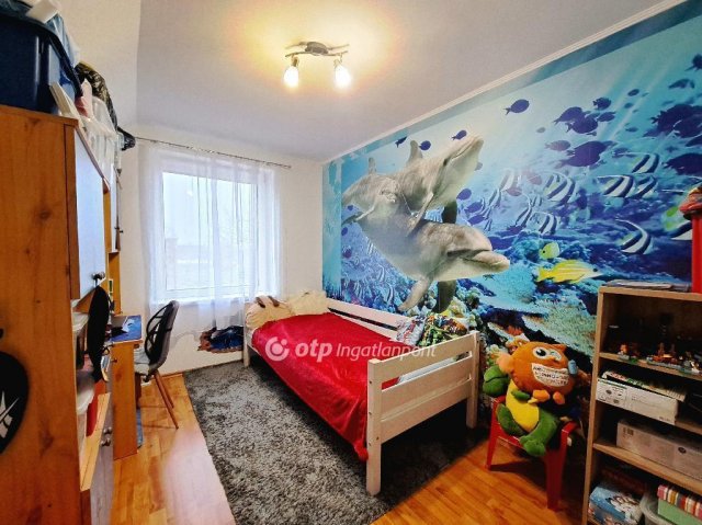 Eladó családi ház, Nyírpazonyon 79.99 M Ft, 5 szobás