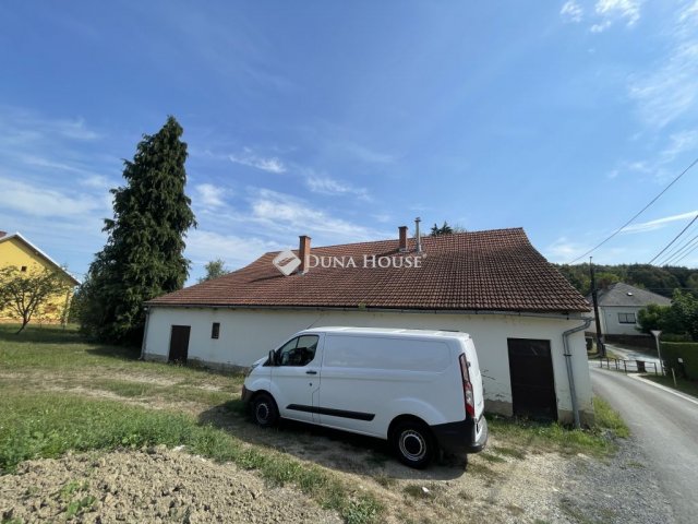 Eladó üzlethelyiség, Szentgotthárdon 35 M Ft