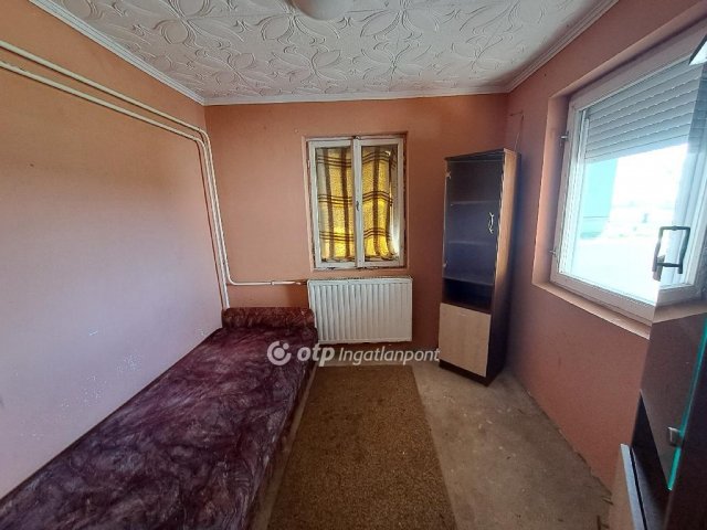 Eladó családi ház, Nádudvaron 11.5 M Ft, 1+1 szobás