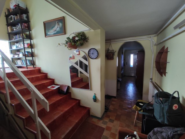 Eladó családi ház, Szegeden 89 M Ft, 4 szobás