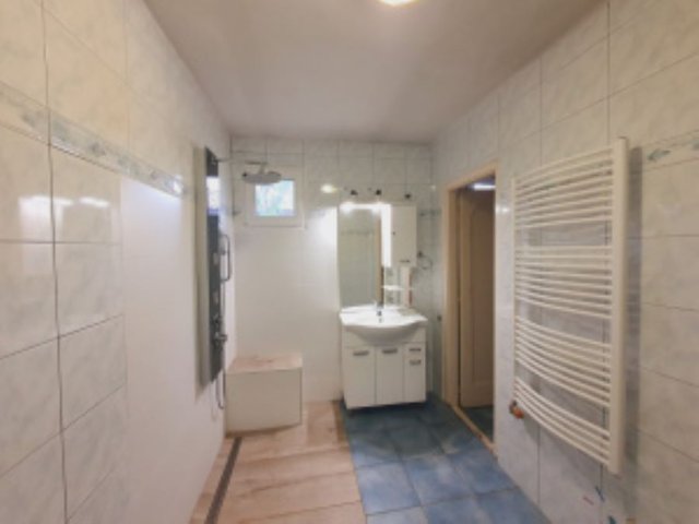 Eladó családi ház, Diósdon 109 M Ft, 5 szobás