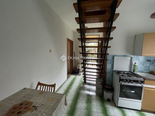 Eladó nyaraló, Ábrahámhegyen 45 M Ft, 2 szobás