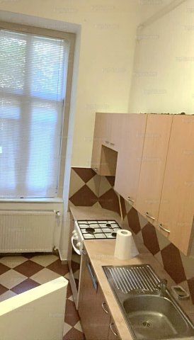 Kiadó téglalakás, albérlet, VIII. kerületben, Kálvária téren