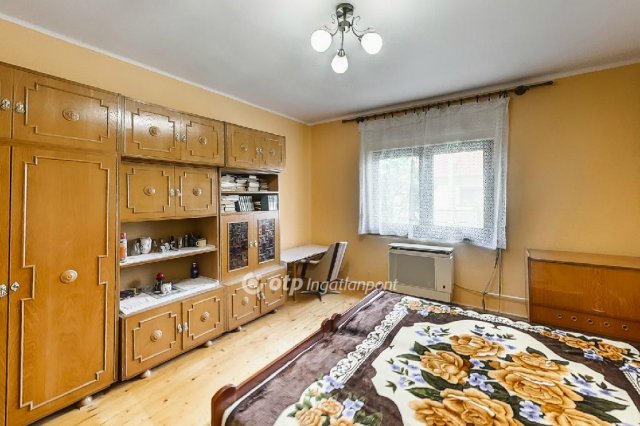 Eladó családi ház, Mezőkövesden 38 M Ft, 3 szobás
