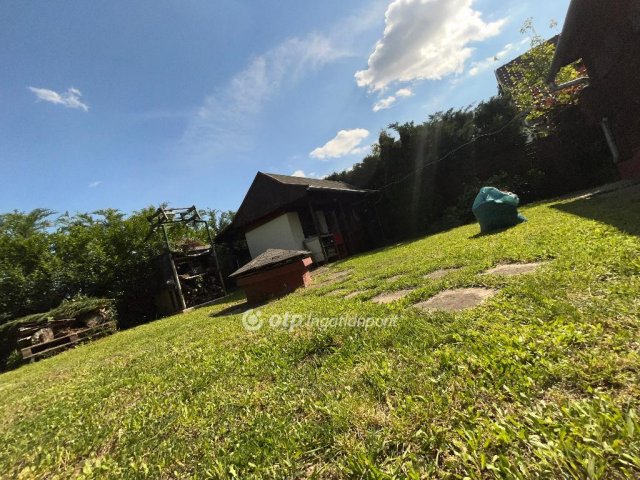 Eladó nyaraló, Ráckevén 32.9 M Ft, 1+2 szobás