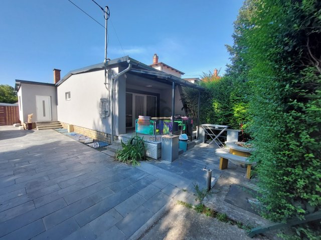 Eladó ikerház, Zamárdiban 84.9 M Ft, 3 szobás