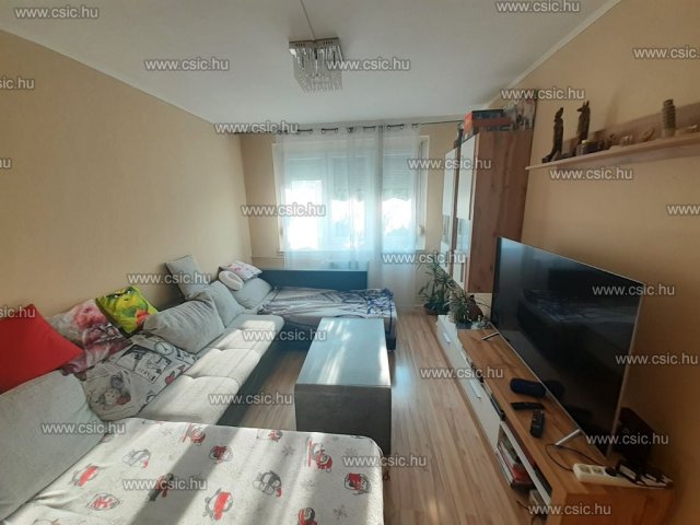 Eladó panellakás, Budapesten, III. kerületben 75.9 M Ft, 3 szobás