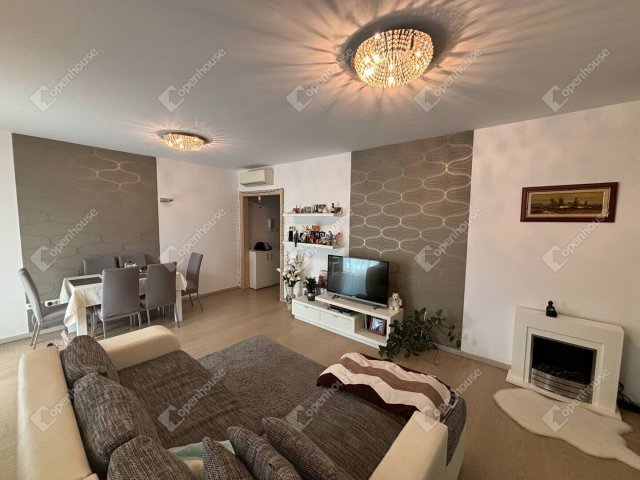 Kiadó téglalakás, albérlet, Győrött 250 E Ft / hó, 3 szobás