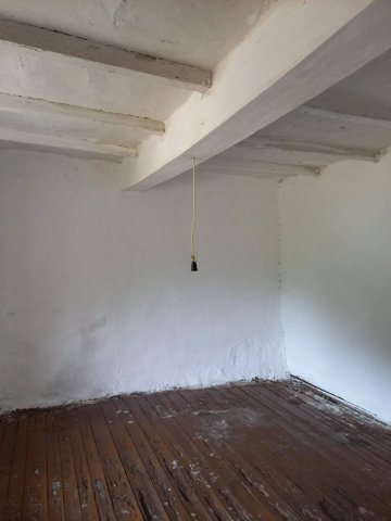 Eladó családi ház, Békéscsabán 16.5 M Ft, 4 szobás