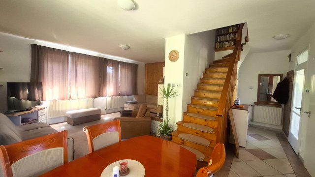Kiadó családi ház, albérlet, Szombathelyen 350 E Ft / hó