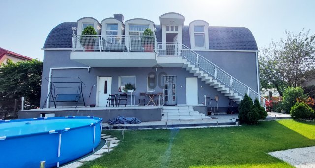 Eladó családi ház, Budaörsön 189.9 M Ft, 6 szobás