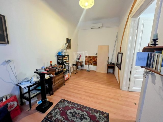 Eladó téglalakás, Budapesten, VIII. kerületben 92 M Ft