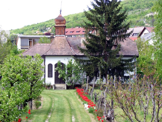 Eladó nyaraló, Balatonfüreden 276.5 M Ft, 3 szobás