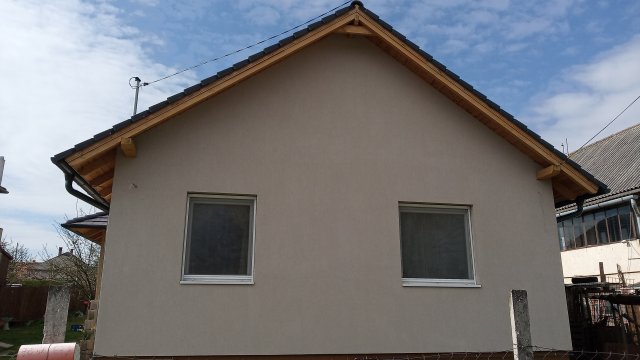 Eladó családi ház, Domonyban 69.9 M Ft, 3 szobás
