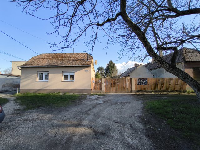 Eladó családi ház, Győrött 42.9 M Ft / költözzbe.hu
