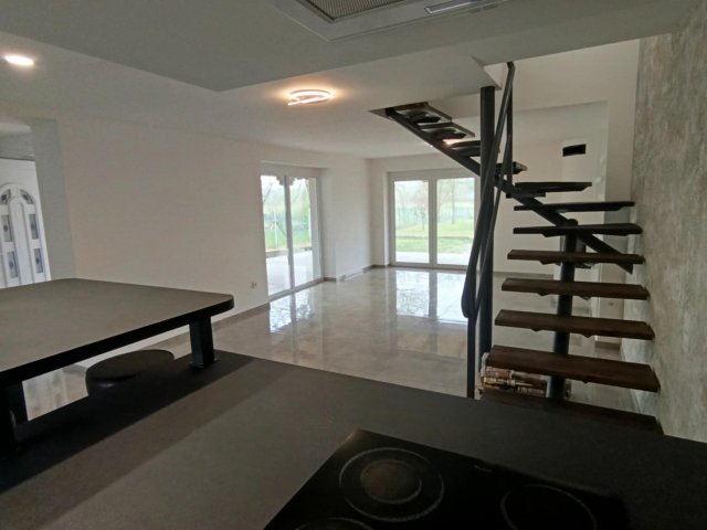 Eladó családi ház, Alcsútdobozon 78 M Ft, 3 szobás