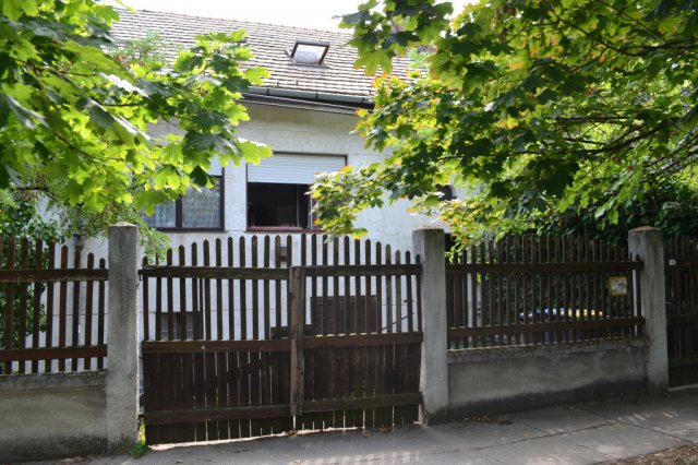 Eladó ikerház, Budapesten, XIV. kerületben, Czobor utcában