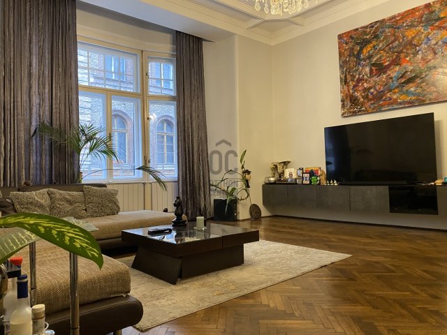 Kiadó téglalakás, albérlet, Budapesten, V. kerületben, 5 szobás