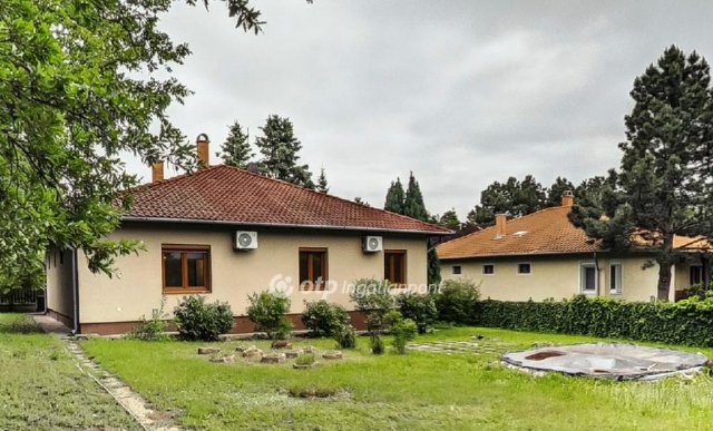 Eladó családi ház, Érden 119 M Ft, 4 szobás