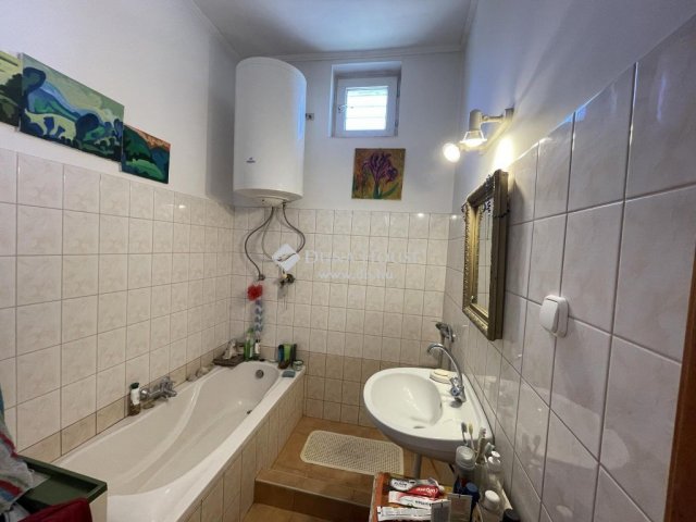 Eladó téglalakás, Kalocsán 21.9 M Ft, 2 szobás