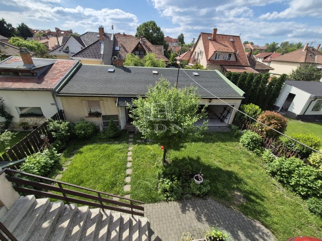 Eladó családi ház, Budapesten, IV. kerületben 129.5 M Ft