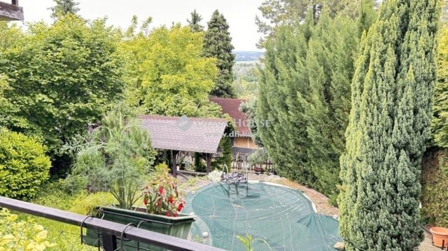 Eladó családi ház, Tahitótfalun 89 M Ft, 3 szobás