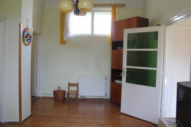 Eladó családi ház, Csornán 24.9 M Ft, 2 szobás