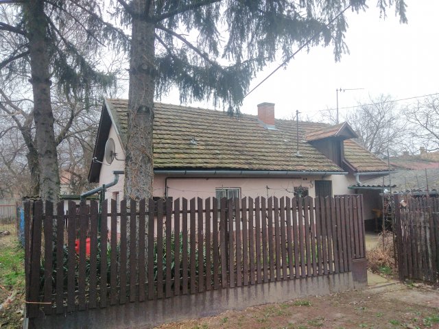 Eladó családi ház, Debrecenben 27 M Ft, 1 szobás
