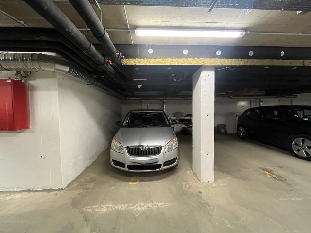Kiadó garázs, Budapesten, III. kerületben 35 E Ft / hó