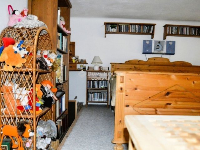 Eladó téglalakás, Budapesten, II. kerületben 85.8 M Ft, 2 szobás