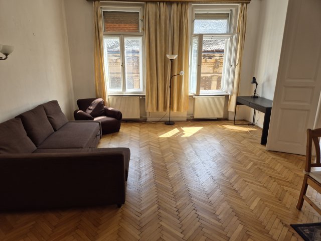 Eladó téglalakás, Budapesten, VIII. kerületben 145 M Ft