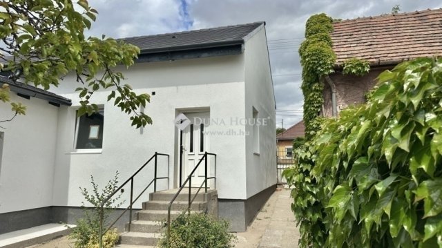 Eladó családi ház, Budapesten, XVIII. kerületben 99.9 M Ft