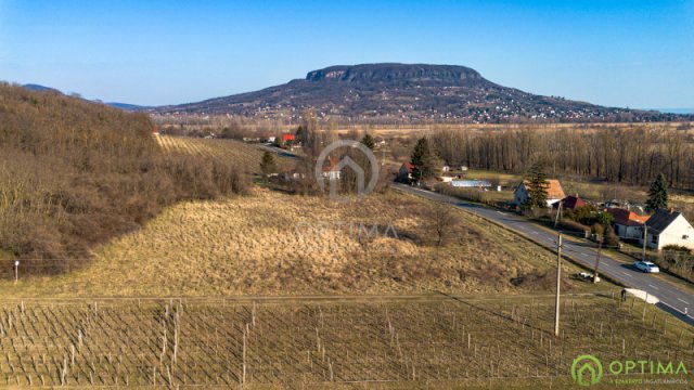 Eladó telek, Szigligeten 140 M Ft / költözzbe.hu