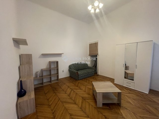 Eladó téglalakás, Budapesten, V. kerületben 86 M Ft, 1+1 szobás