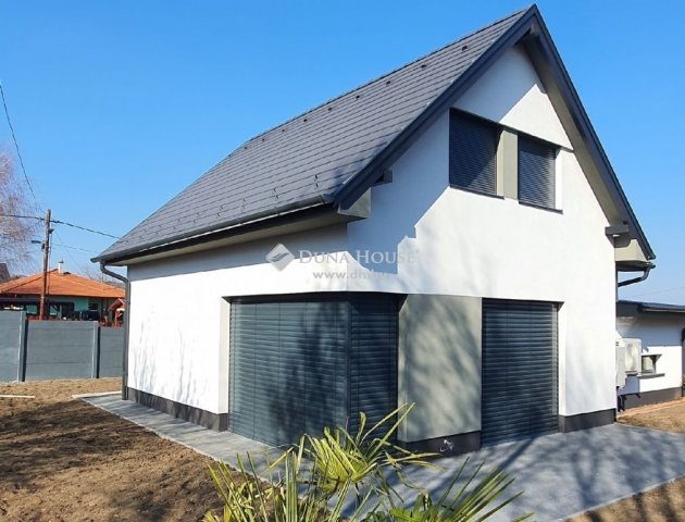 Eladó ikerház, Ürömön 149 M Ft, 5 szobás